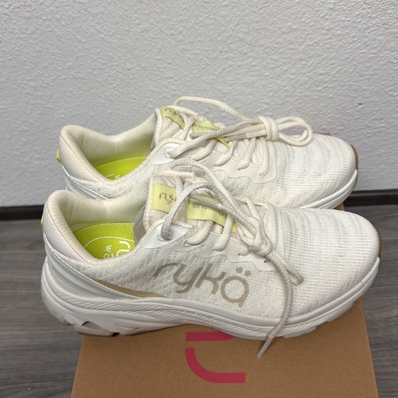 Ryka Made For WomenDevotion X Max RS - Picture 6 of 10